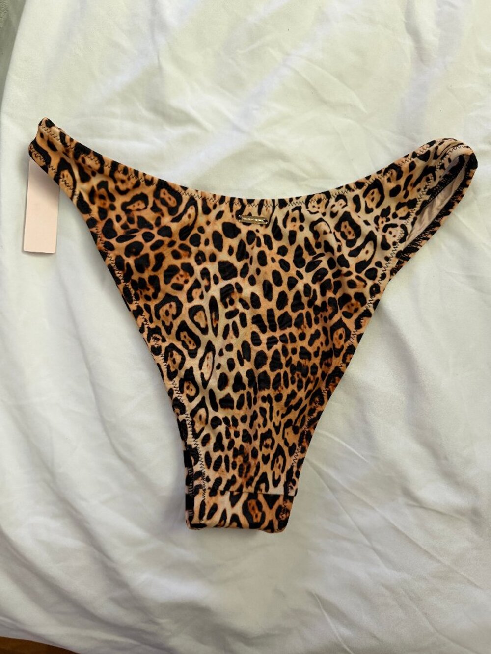 Victoria’s Secret Leopard Bikini Bottom • NWT • Size Small